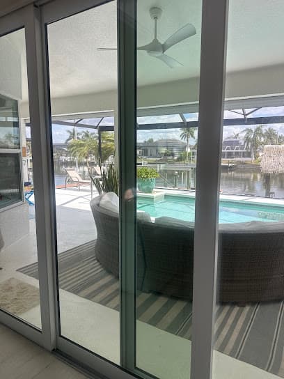 Sparkling Squeegees Window Cleaning