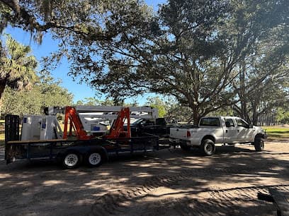 Tree Huggers Tree Service
