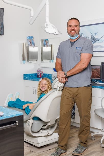 Reef Family & Cosmetic Dentistry